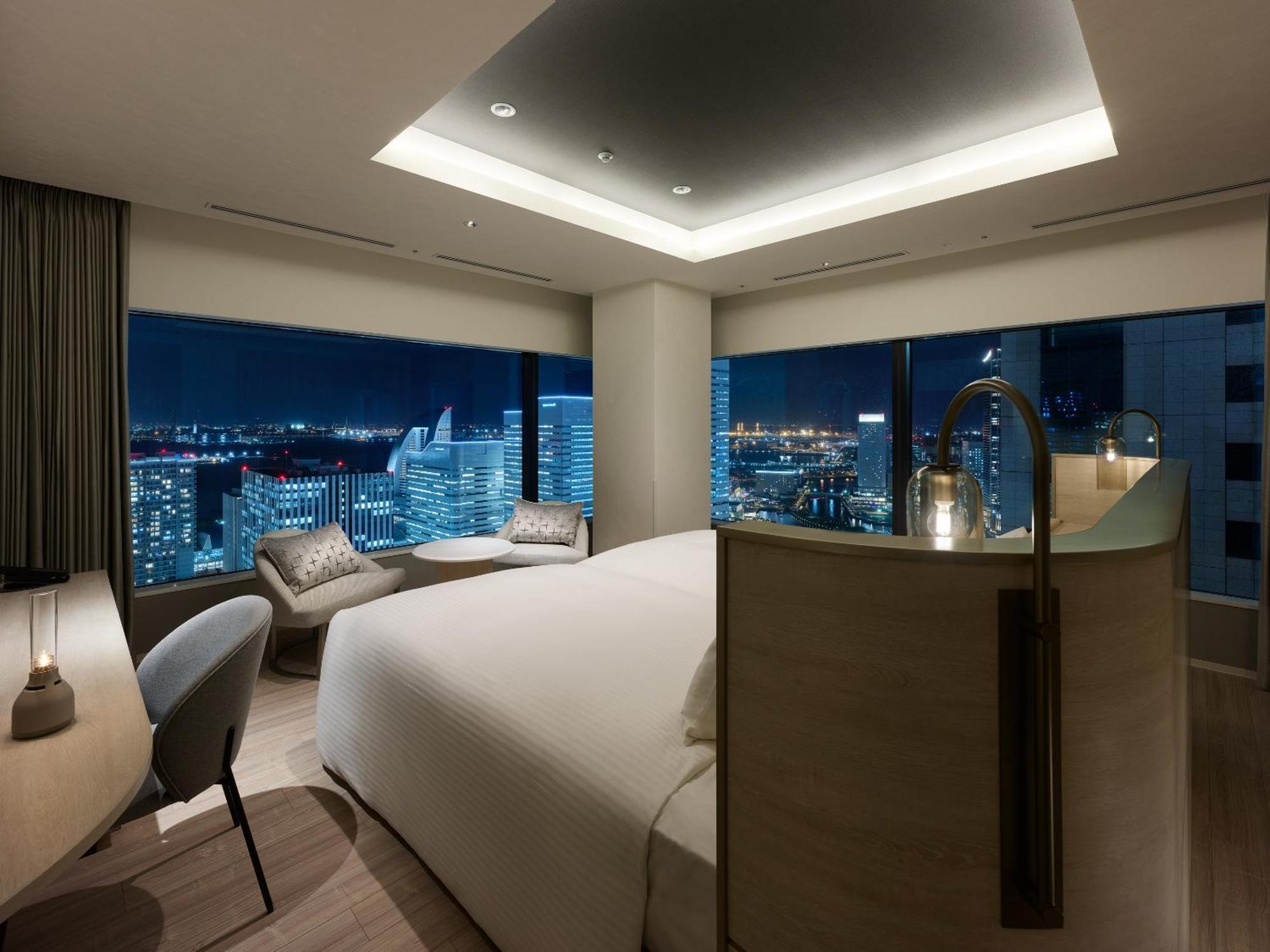 Mitsui Garden Hotel Yokohama Minatomirai Premier Εξωτερικό φωτογραφία A bedroom at the hotel